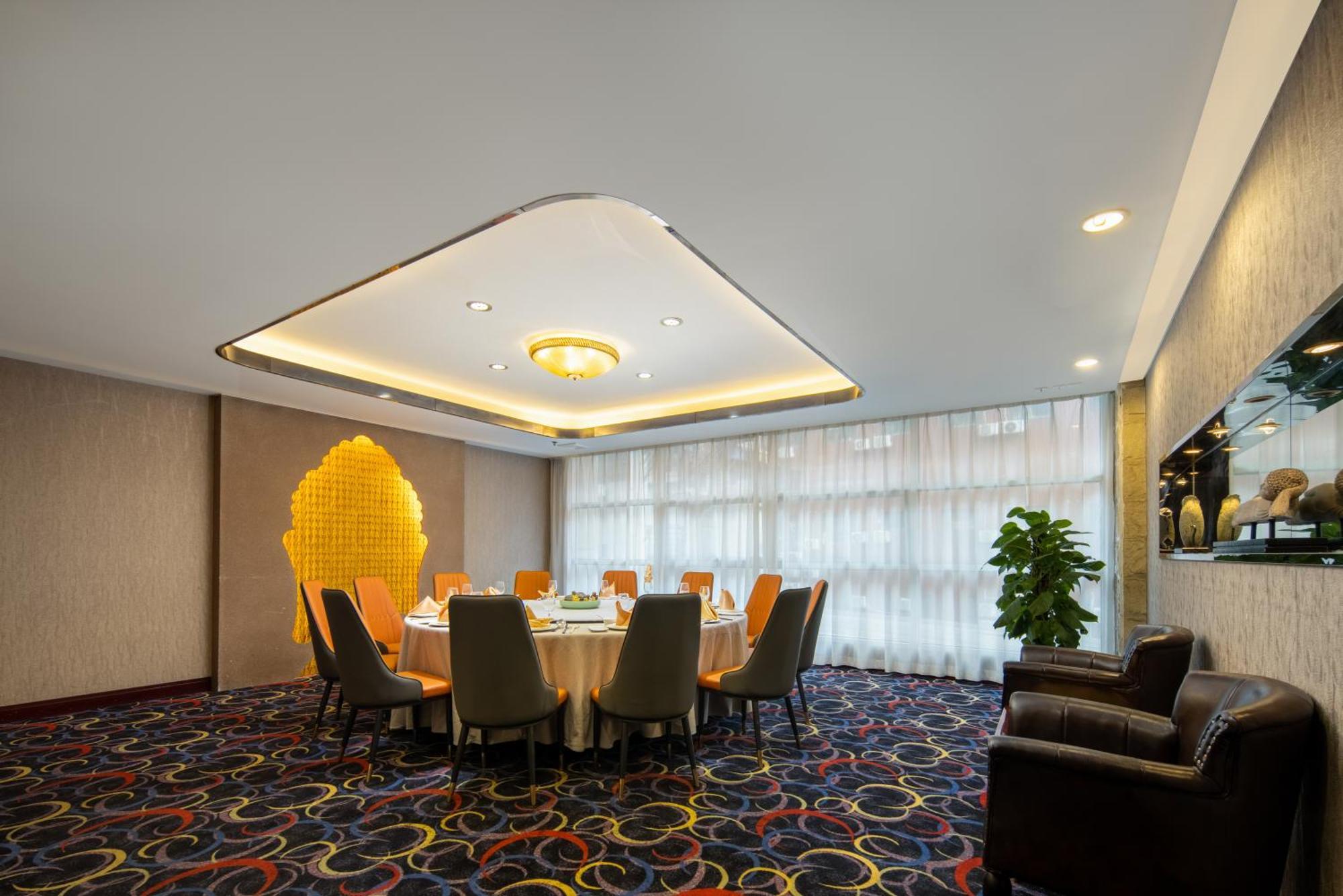 Gem Flower - North Bund 4*